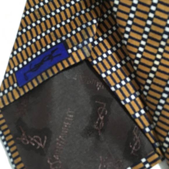 YvesSaintLaurent 100% Silk Tie Made in Italy - Picture 3 of 5